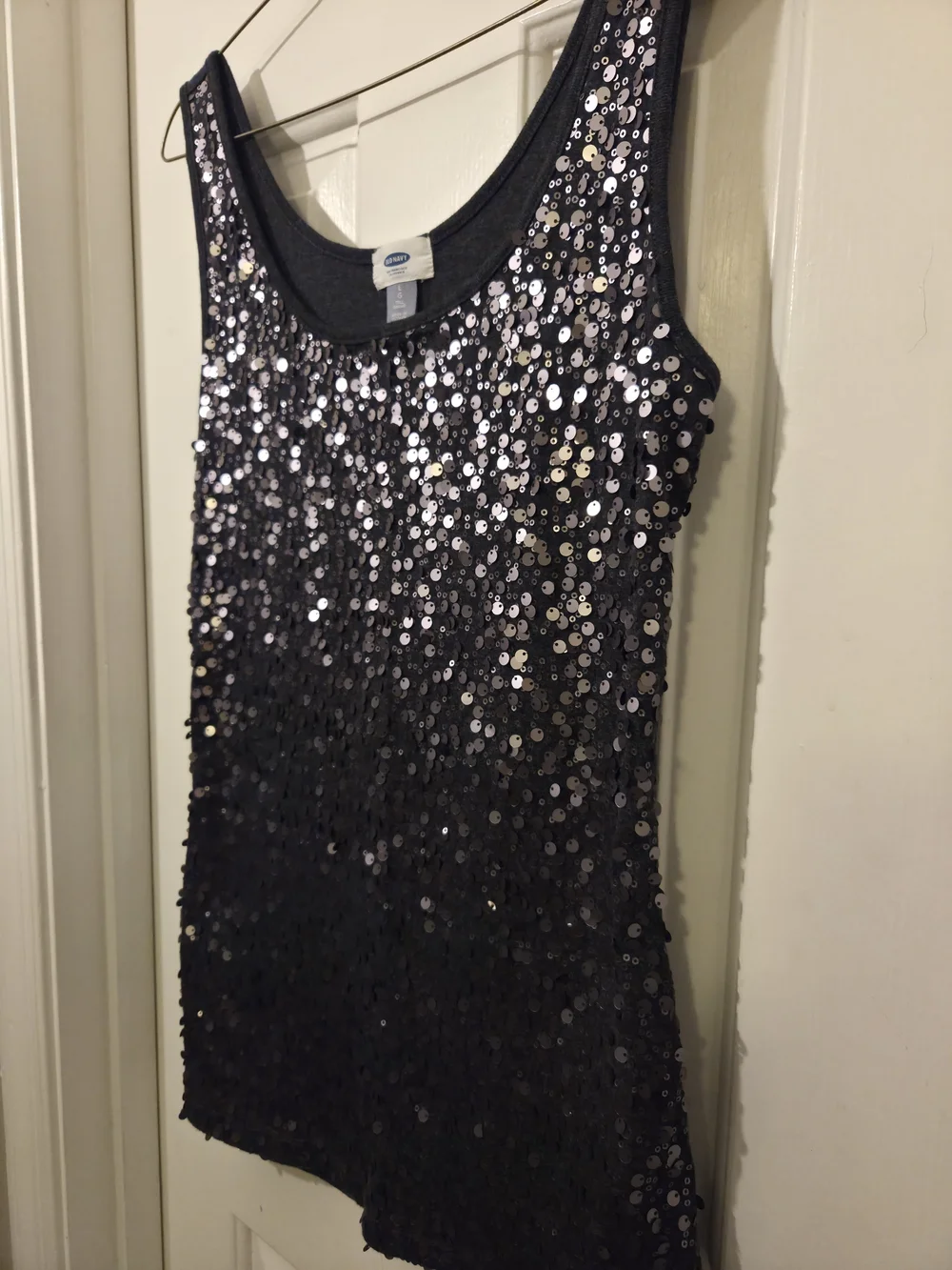 Old Navy Women's Charcoal Sequin Sleeveless Tank Top Sparkle Camisole. Size L. - Picture 6 of 12